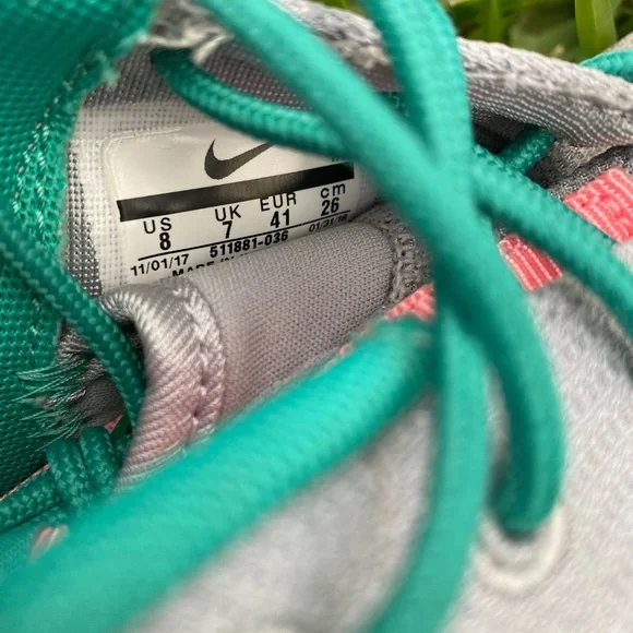 Nike Roshe One South Beach Shoes - Picture 5 of 6